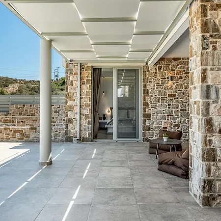 Orelia Luxury 1 *